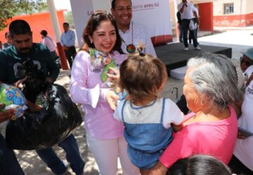 FAMILIAS DE CONCEPCIÓN DEL ORO RECIBEN APOYOS DEL GOBIERNO DE ZACATECAS