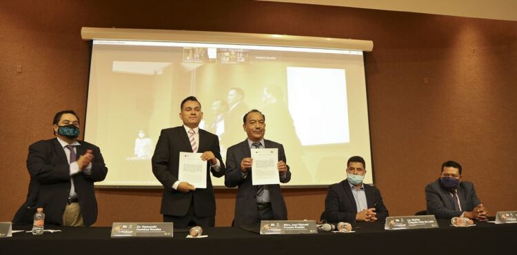 FIRMAN CONVENIO DE COLABORACIÓN IEEZ Y COZCyT