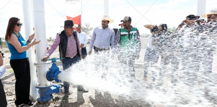 MÁS DE 6 MIL HABITANTES DE CAÑITAS DE FELIPE PESCADOR AHORA DISPONEN DE AGUA POTABLE: GOBERNADOR DAVID MONREAL