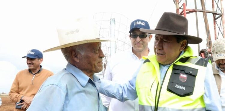 REFUERZA GOBERNADOR DAVID MONREAL SISTEMA DE ABASTECIMIENTO DE AGUA PARA ZACATECAS