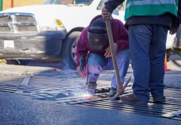 REALIZA AYUNTAMIENTO CAPITALINO JORNADA DE LIMPIEZA EN LA CALLE CINCO SEÑORES