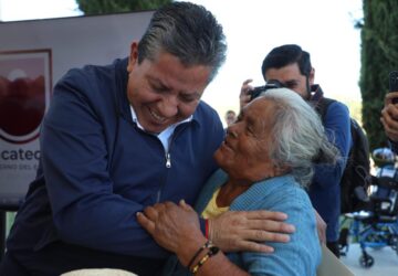 ATIENDE GOBERNADOR DEMANDAS PARA EL CAMPO, EDUCACIÓN, SALUD Y OBRA PÚBLICA DE TEPECHITLÁN