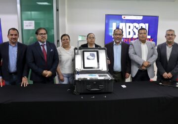 RECIBE IEEZ URNA ELECTRÓNICA DESARROLLADA POR COZCYT